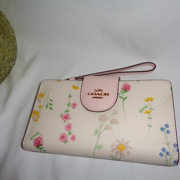 Coach C3371 Wildflower Print Tech Wristlet Clutch - Picture 3 of 7